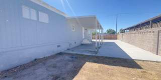 Newly Remodeled 3 bed/2 bath Home - Fully Gated! Gallery 4