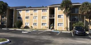 250 Palm Circle West unit 204 - 1 Gallery 1