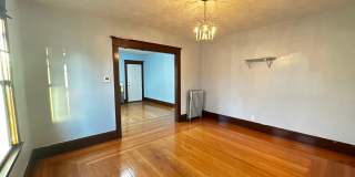 371-373 Oakland Street Gallery 12