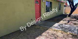 Modern 4 Bed 5 Bath Near UofA – Private Baths & Off-Street Parking Gallery 4