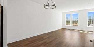 596 WATERMANS DR Gallery 25