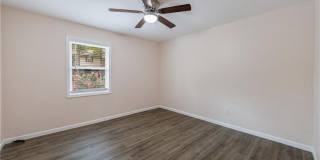1248 Falling Water Drive SE Gallery 26