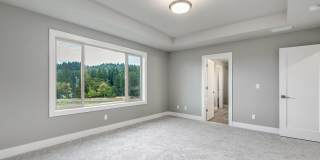 Bethany Stunner - 5 Bedrooms with Main-Level Bed & Bath, Modern Kitchen & Private Fenced Yard Gallery 17