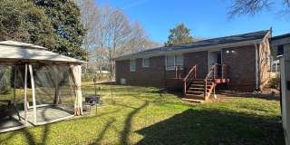 3 bedroom home near Wire Park Gallery 32