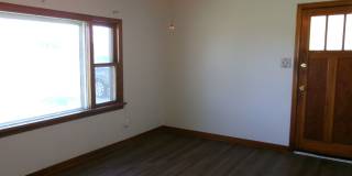 Charming Cottage on A. Avenue - MOVE IN SPECIAL $200 OFF 1st Months Rent: Gallery 24