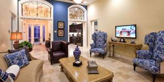 St Claire Gallery 13