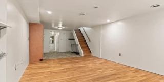 2617 SOUTH Street Gallery 11