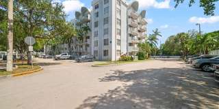 498 NW 165th St Rd Gallery 1