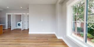 One Private Bedroom/Bath in Spacious 5BR/5BA Townhome Near UTK Gallery 6