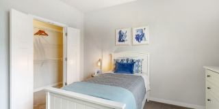 The Bluffs Gallery 13