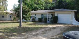 2 beds/ 2 baths available for rent! 830 65th Ave S, St Petersburg FL Gallery 4