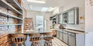 3247 West 19th Avenue - Carriage Unit B Gallery 18