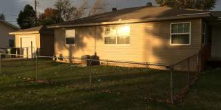 Recently remodeled home close to the park Gallery 17