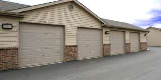 Hunter's Pointe Gallery 77