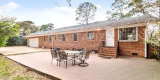 Charming Brick Ranch with Modern Comforts in Mobile! Gallery 28