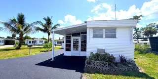 FIRST MONTH RENT FREE! 2/1 IN N. FT. MYERS ALL AGE COMMUNITY! FIRST MONTH RENT FREE! 2/1 IN N. FT. MYERS ALL AGE COMMUNITY! Gallery 1