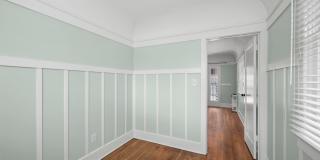 Charming Sherman Heights 2-Bedroom, Available Now! Gallery 19