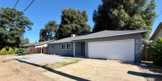 3 BED 2 BATH HOUSE WITH NEW LUXURY VINYL PLANK FLOORING 3 BED 2 BATH HOUSE WITH NEW LUXURY VINYL PLANK FLOORING Gallery 1