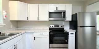 Charming Remodeled Home Off Madison Street Gallery 12
