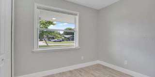 2115 MESSINA Avenue Gallery 17