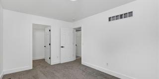 48 Broadway St., Suite D Gallery 28