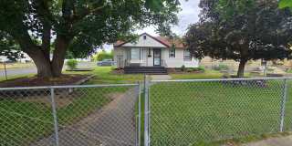 Audubon-Downriver Neighborhood 3+ bedroom, 1 bath corner lot with large, fenced yard Audubon-Downriver Neighborhood 3+ bedroom, 1 bath corner lot with large, fenced yard Gallery 40