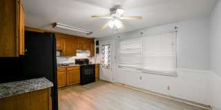 1610 WENTWORTH Avenue Gallery 12