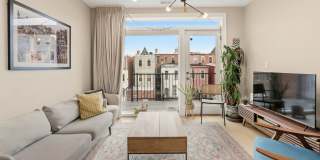 Mt Vernon Square Penthouse Condo Gallery 1