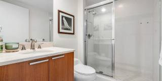 2650 Lake Shore Drive Gallery 23
