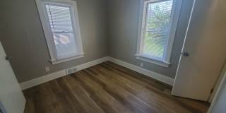 2 Bedroom Home with Detached Garage! 2 Bedroom Home with Detached Garage! Gallery 26