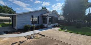 Charming three bedroom one bath home for rent. Gallery 5