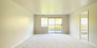 Spacious Seattle Condo - $2,200 Gallery 14