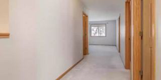 Great location *2Bed*2Bath Townhome- Available June 1 Gallery 11