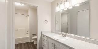 The Pointe at Westland Gallery 21