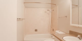 Autumn Oaks Townhomes & Apartments Gallery 10
