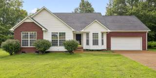3BR/2BA + Bonus room, home in Thompsons Station, TN Gallery 1