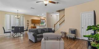 2401 Silvermoss Drive Gallery 6