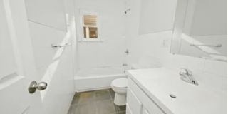 437 Elm St Gallery 4