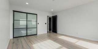 6111 E Victoria Drive Gallery 25