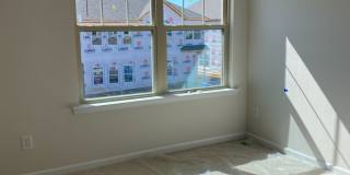 Room in 4 Bedroom Home at Planters Trace Ln Gallery 20