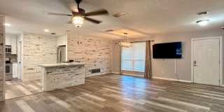 Mandarin Beautiful Corner Property! Gallery 11