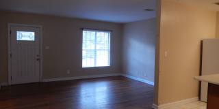Walk to FSU! 4/2 w/ 2 Living Spaces, Wood Floors, Large Yard, & Washer/Dryer! Avail Aug 6th for $1825/month! Gallery 4