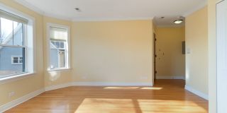 4863-67 N Hermitage Gallery 36