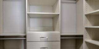 FURNISHED OPTIONAL 2 BEDROOM REMODELED CONDO ON 1ST FLOOR! Gallery 14