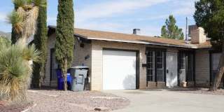 Beautiful Remodeled Duplex with 3 bed-1.5 bath in 79912 Gallery 1