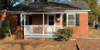 2 Bedroom House, minutes from Uptown in Grier Heights Neighborhood Gallery 1