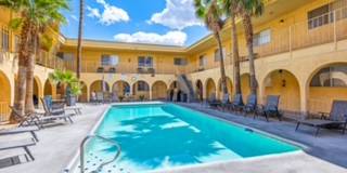 Furnished, Short term or long term Condo with community Pool Gallery 12