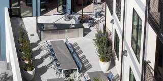 Axis Oakland Gallery 42