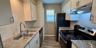 Autumn Creek Apartmenta Gallery 9