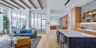 Center & Stone Gallery 14